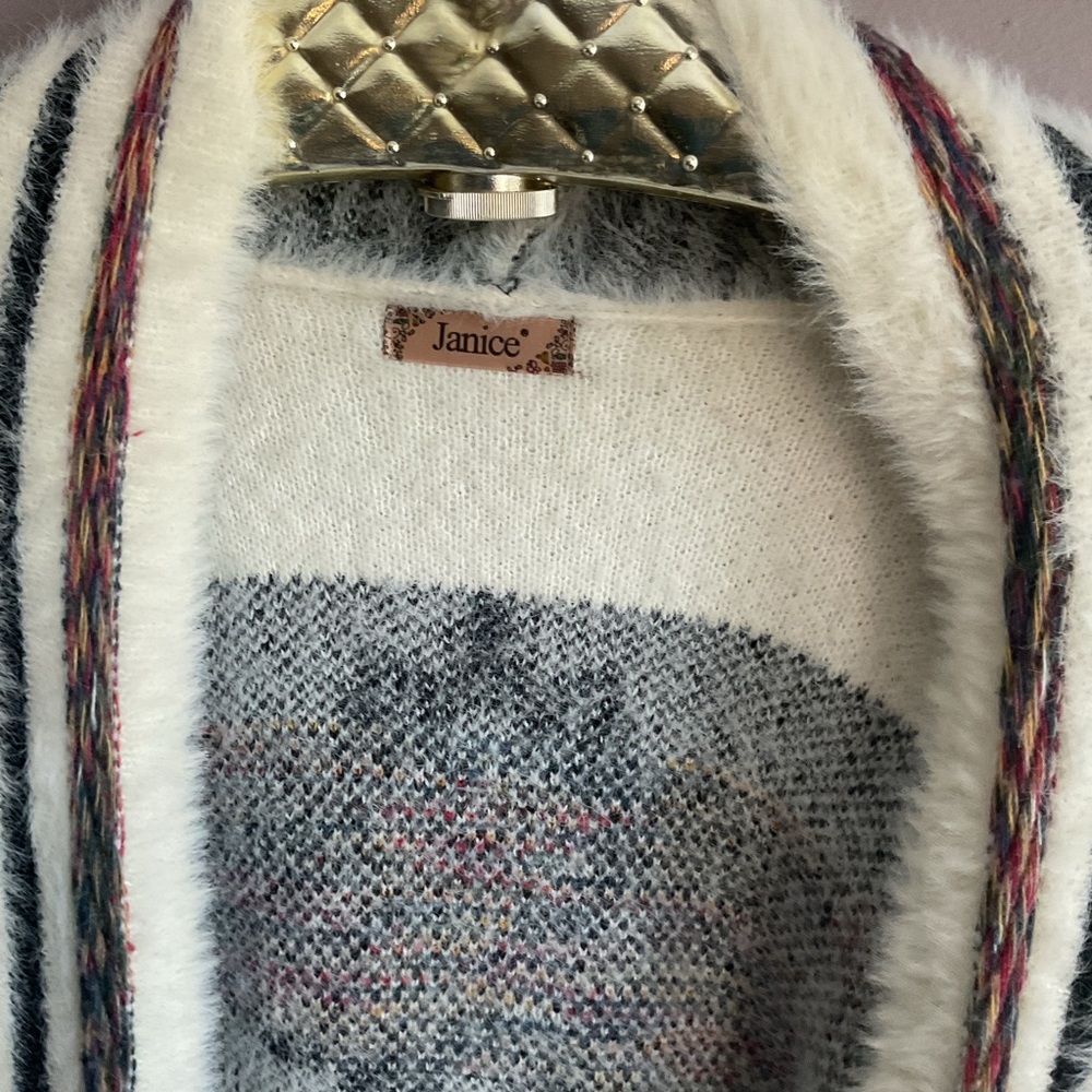 Janice Apparel Vintage Aztec Boho Pattern Long Duster Cardigan, Medium - Picture 7 of 8